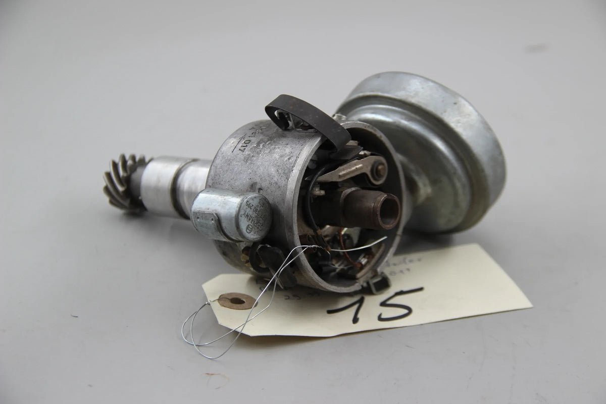 Original BMW E12 E21 Zündverteiler BOSCH 0231181017