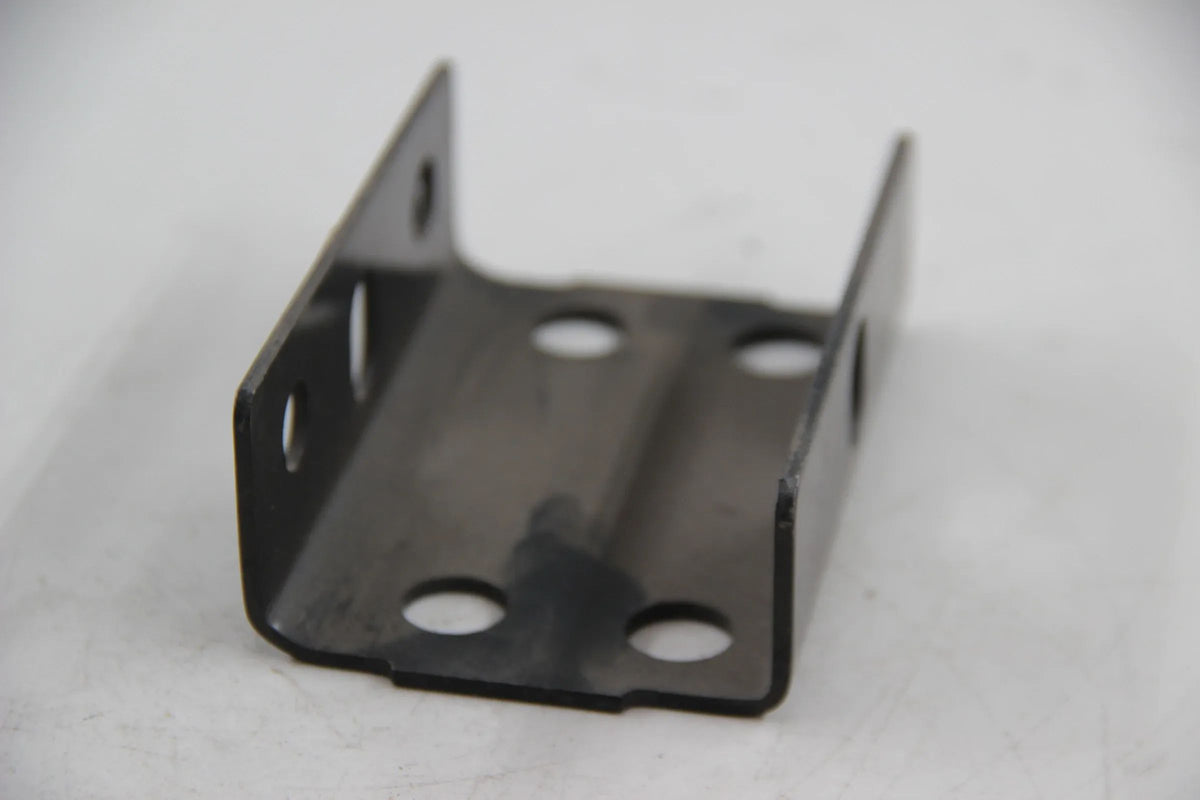 Original BMW E30 316 316i 318i 320i 325i Halter hinten NOS NLA 51121965859