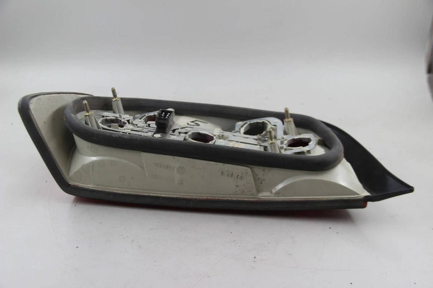 Original BMW E36 316i-323i Heckleuchte rechts 63211393224