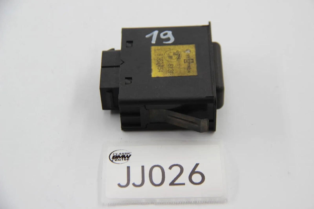 Original BMW E36 3er Compact Schalter Heizbare Heckscheibe 61318360454