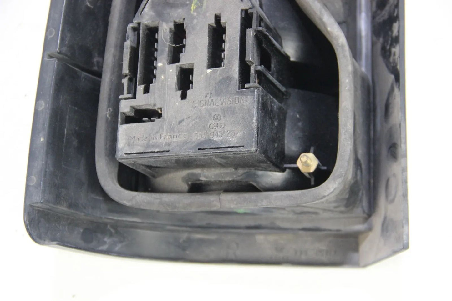 Original VW Passat 35i Heckleuchte Rechts Hella Taillight OEM 333 945 112