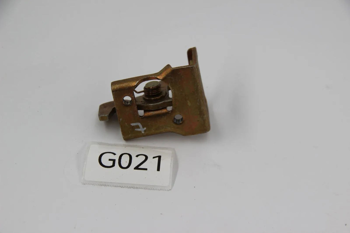 Original BMW E21 316-323 M10 M20 Verschluss Unterteil NOS Cover 51241826535