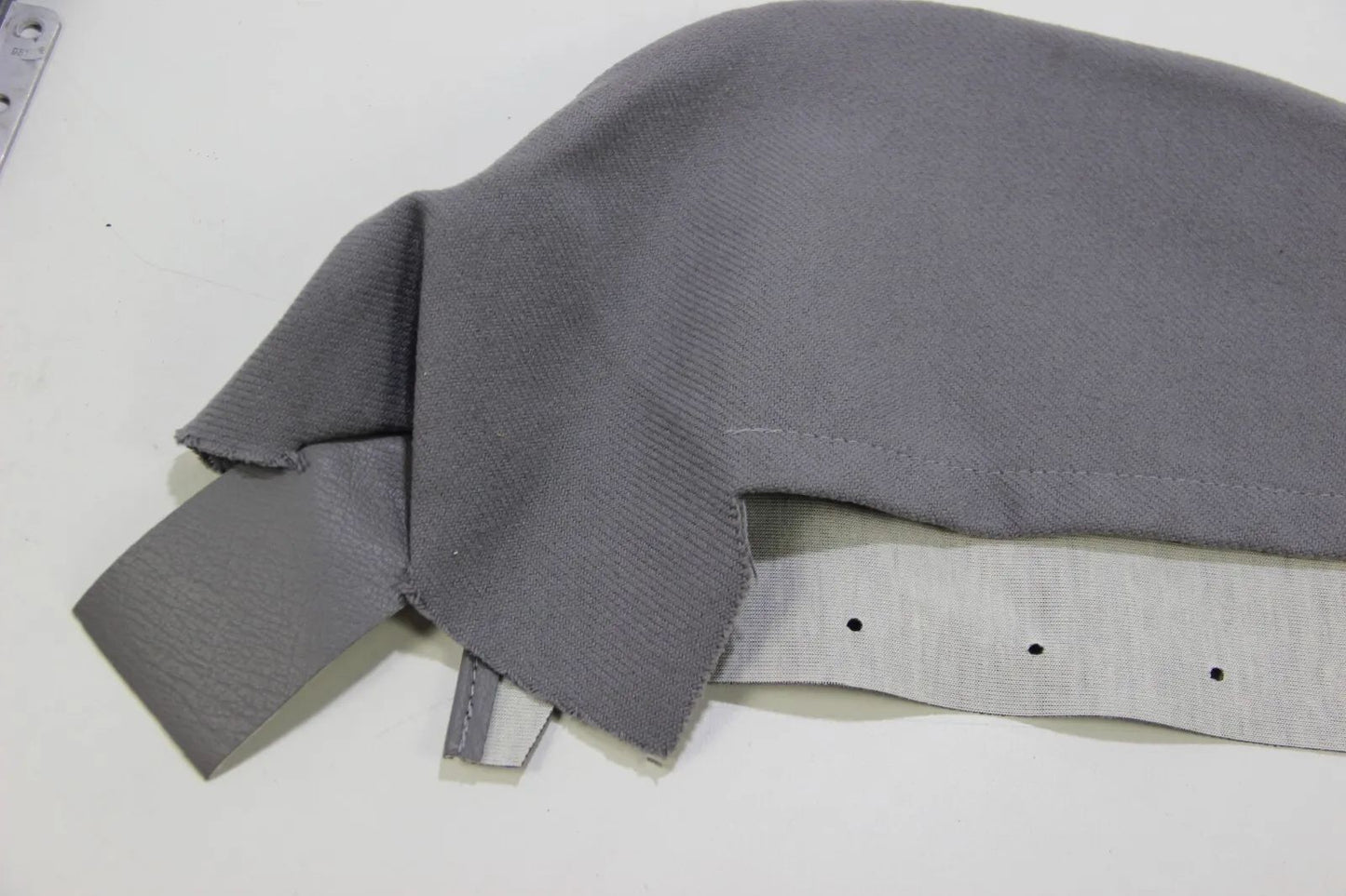 Original BMW E30 3er 316i-325i M3 Sportsitz Bezug Wange Oben Rechts Grau Stoff