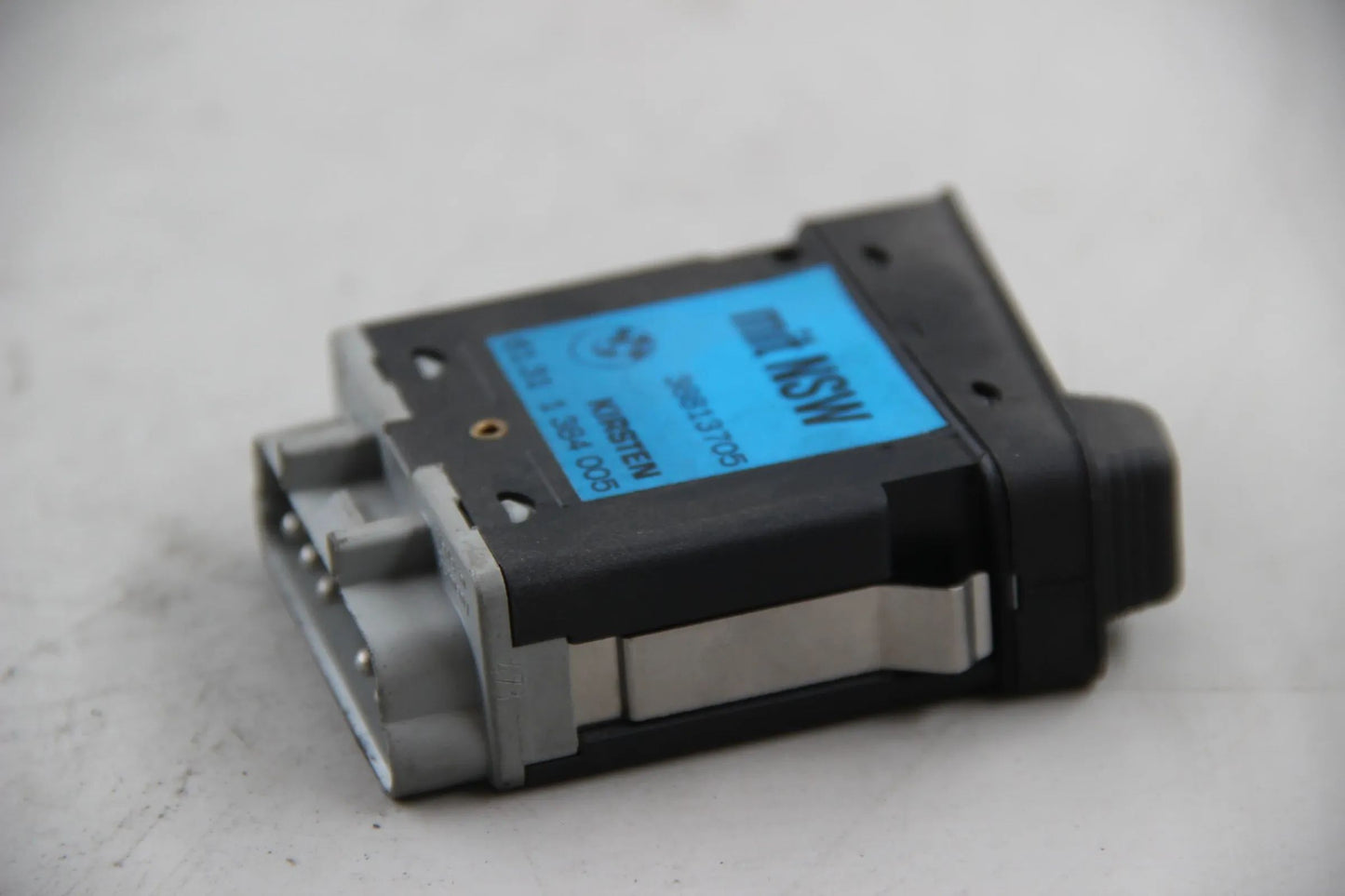 Original BMW E34 E31 Schalter Licht NOS NLA 61311384005