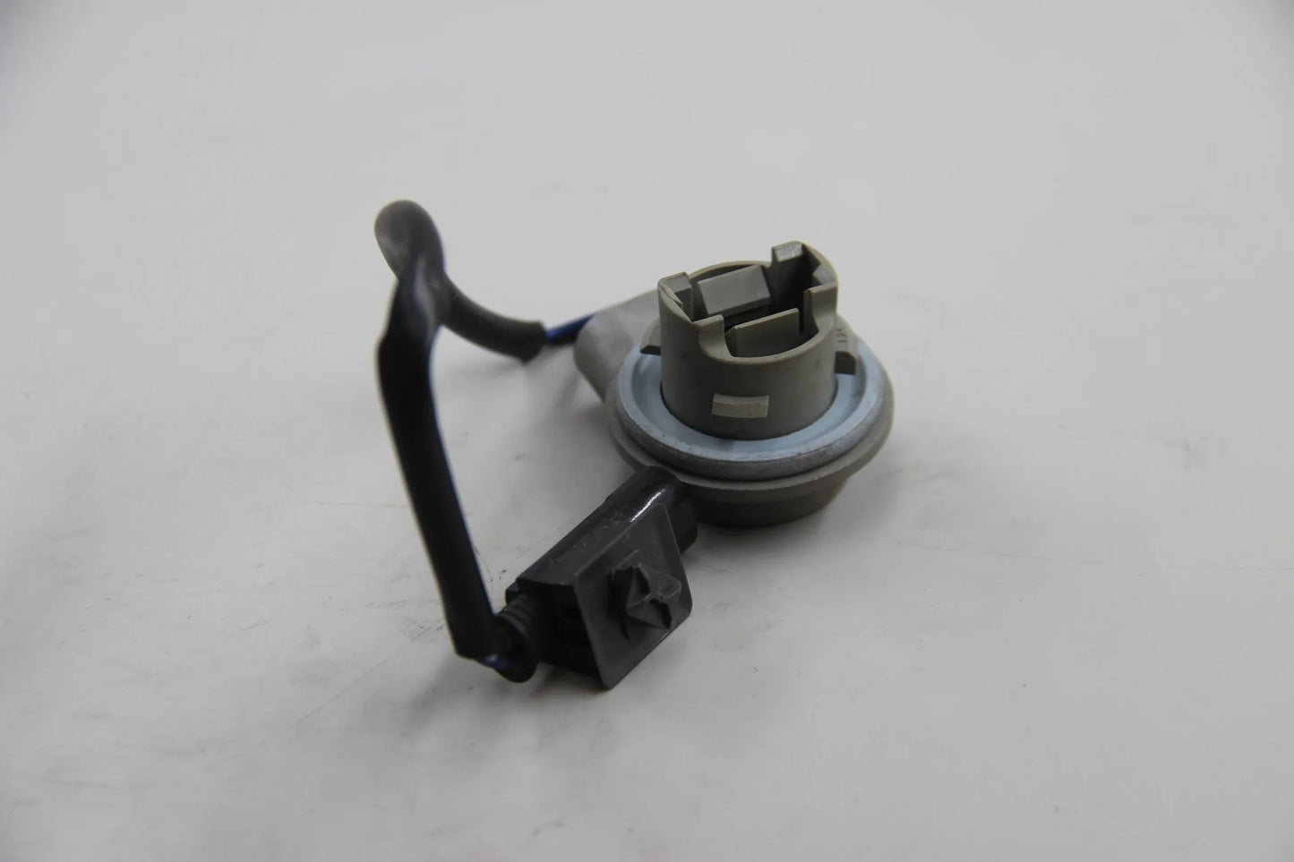 Orig. BMW E53 X5 3.0d Lampenfassung Blinkleuchte mit Kabel NOS NLA 63126910081
