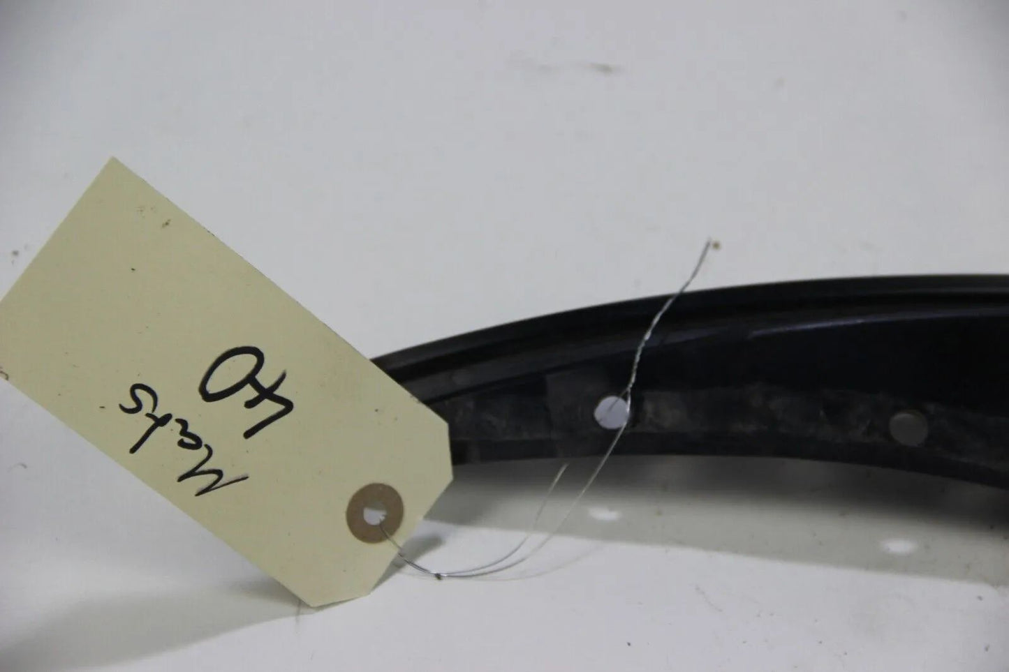 Original BMW E30 M3 S14 Radhaus Abdeckung Stoßstange hinten links Halterung 3er