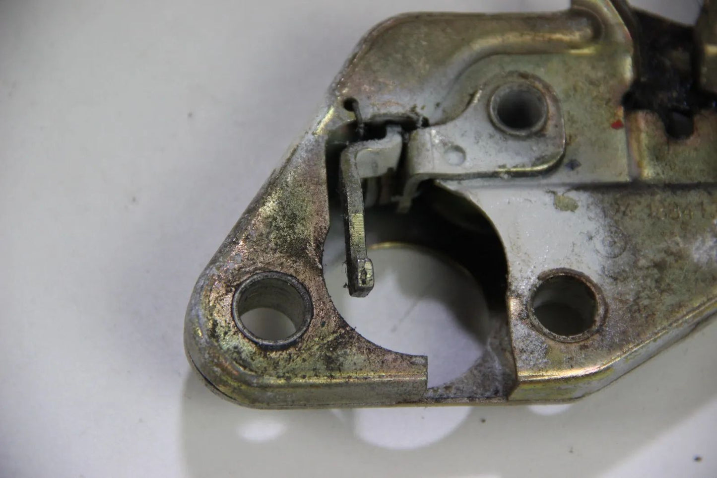 Original BMW E30 Verschluss Heckklappe 51241884131 Mechanismus 316i-325i M3