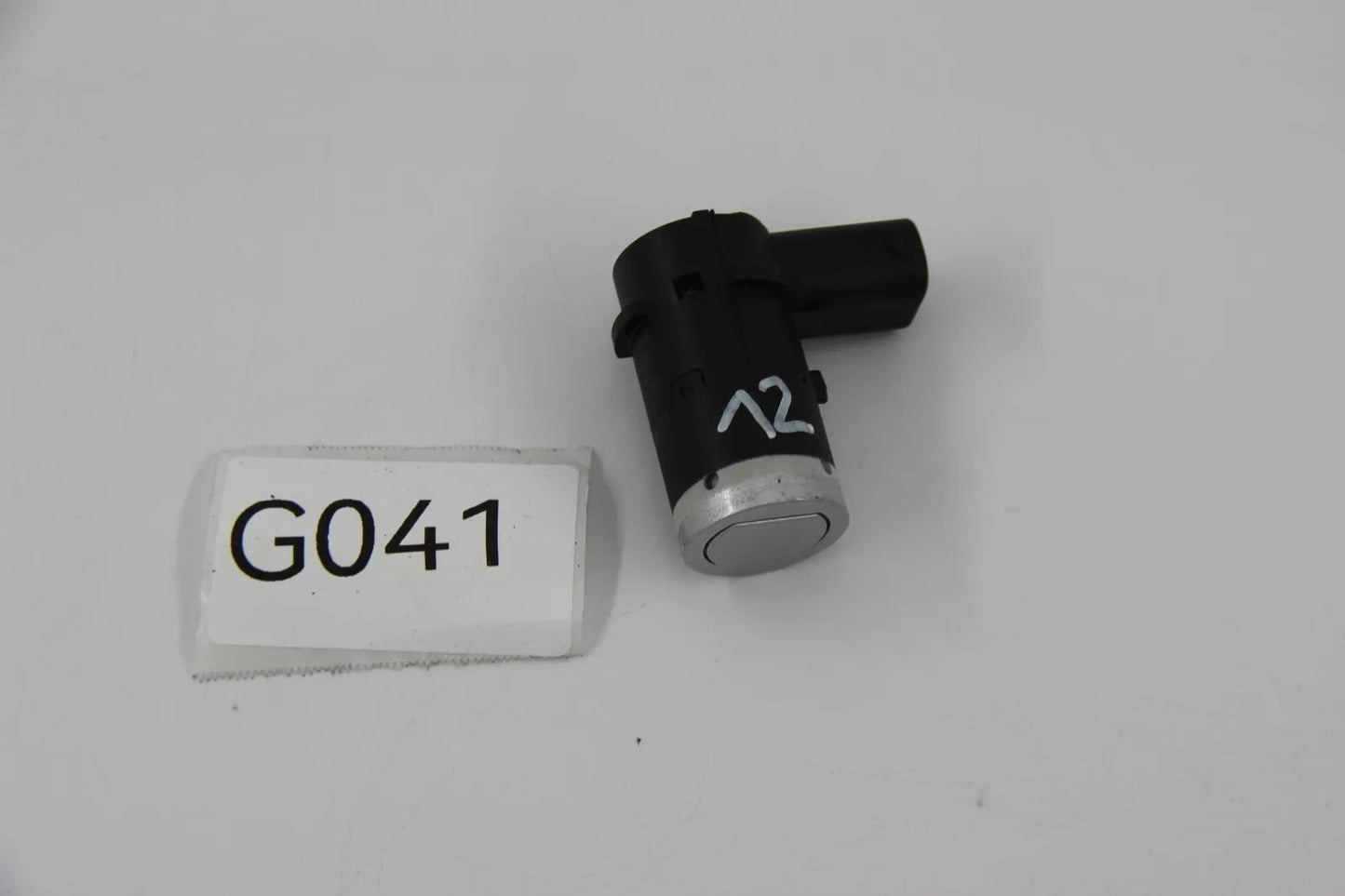 Original BMW E39 520d/i-540i M5 Ultraschallwandler schwarz 66216902181