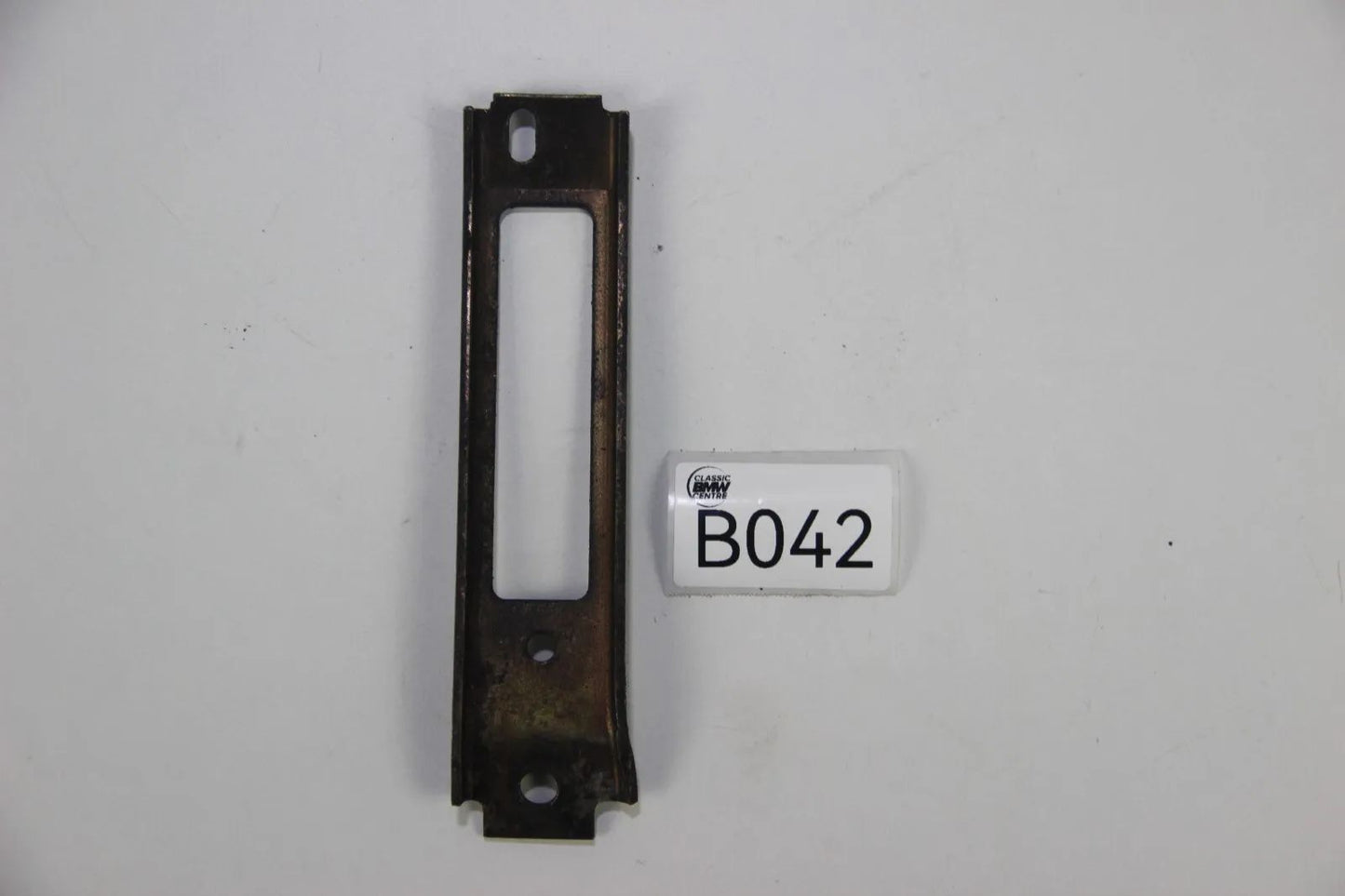 Original BMW Stütze Ansaugbrücke Stützblech M90b35 M30 früh 11611272899 bracket