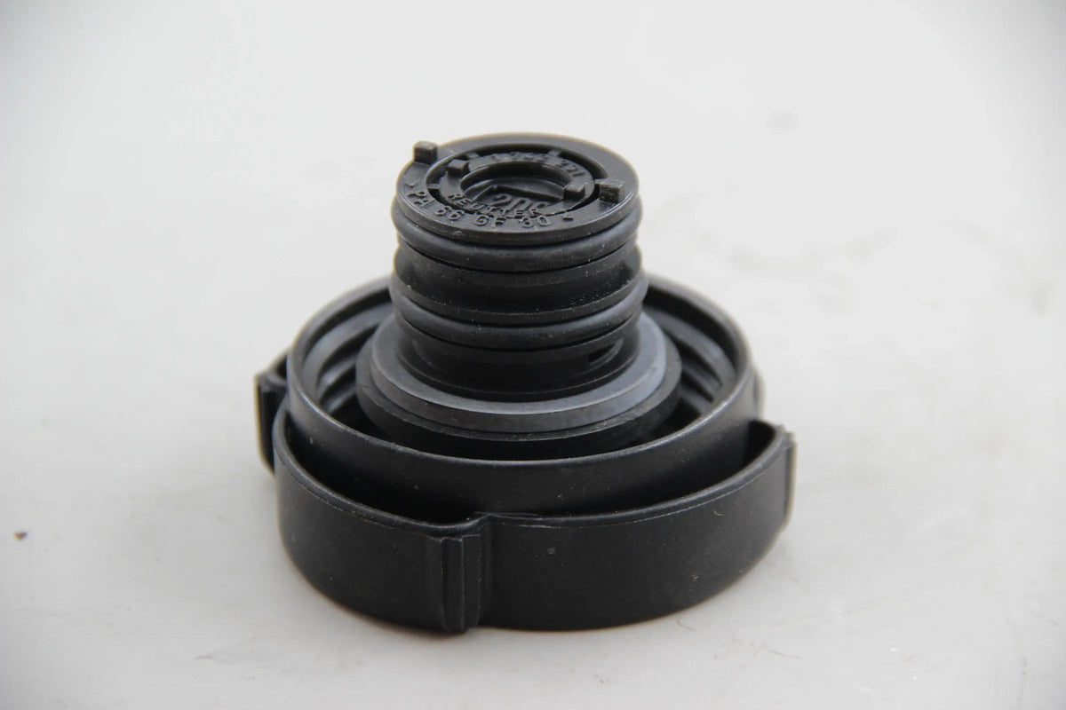 Original BMW E30 E36 E46 E34 E39 E32 E38 E65 Kühlerverschluss 2,0BAR 17111742231