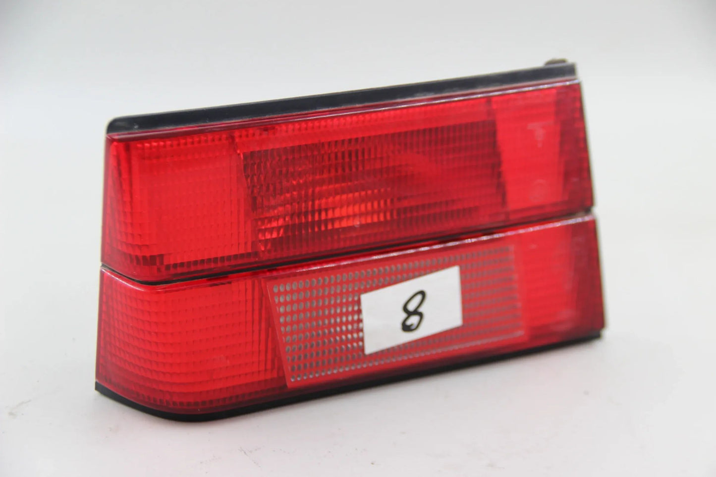 Original BMW E34 518i-540i M5 Heckleuchte Heckklappe links 63211384011