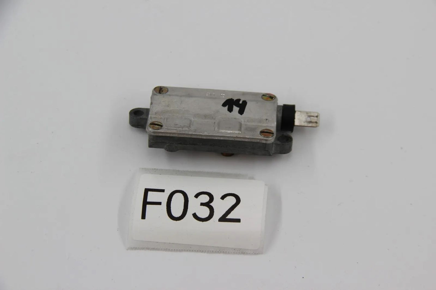 Original BMW E10 E21 E12 Limousine Thermo-Startventil NOS 13111258947