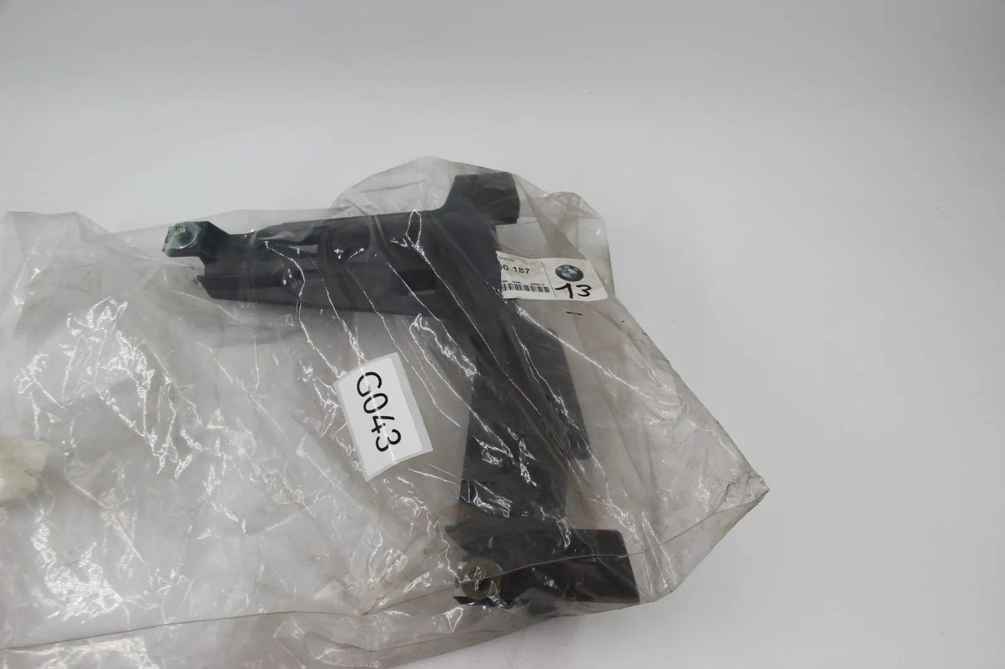 BMW E46 316i-330i 318d-330d M3 M3 CSL Halter Scheinwerfer links 63128380187 Neu