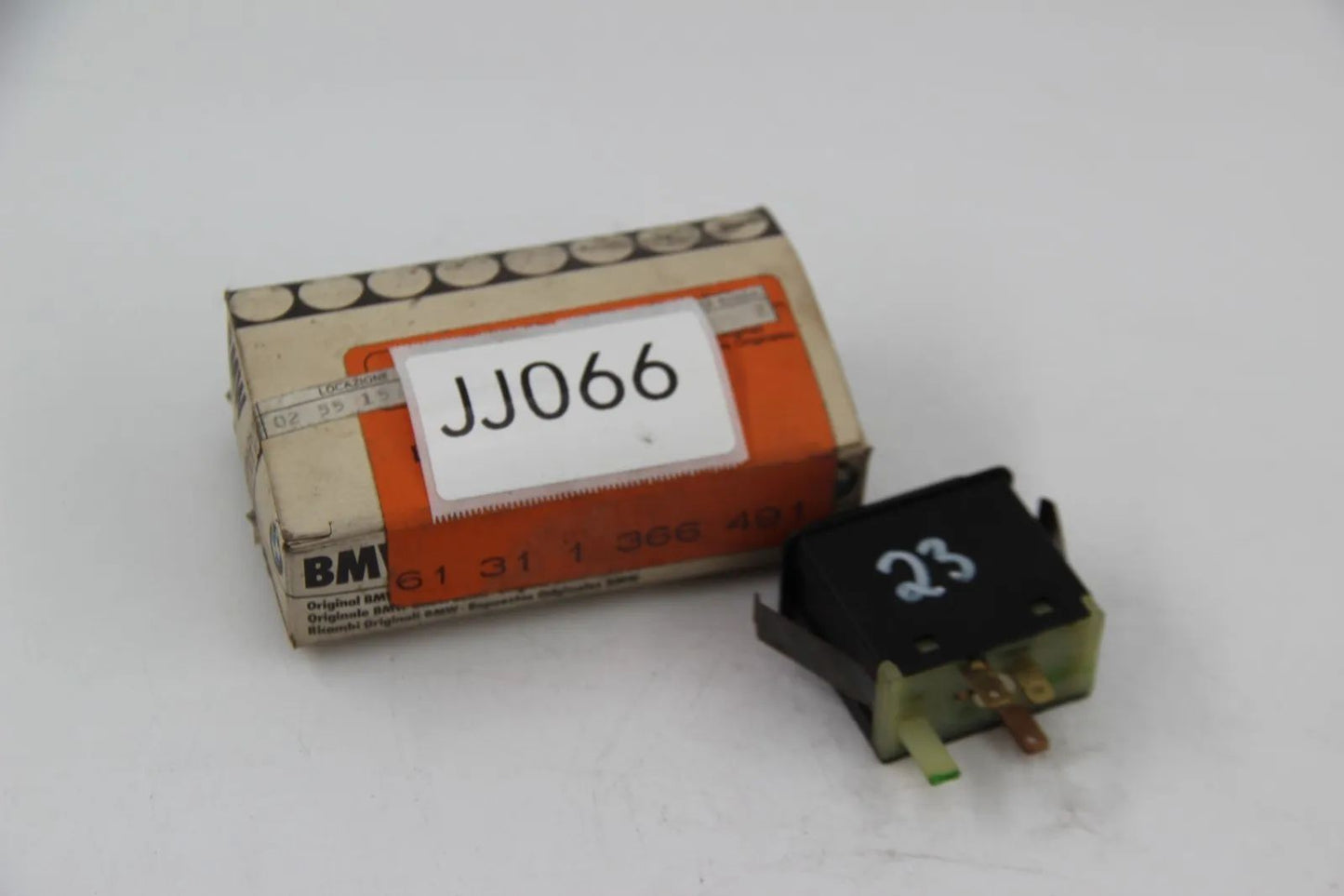 Original BMW E23 728i-745i Schalter Luftverteilung Mitte 61311366491