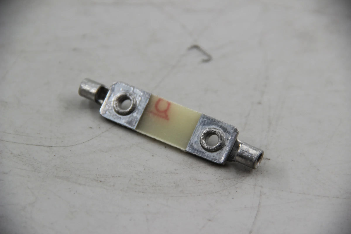 Original BMW E30 318i-325i M3 E36 318i-328i M3 Z1 Schmelzeinsatz 12411706111