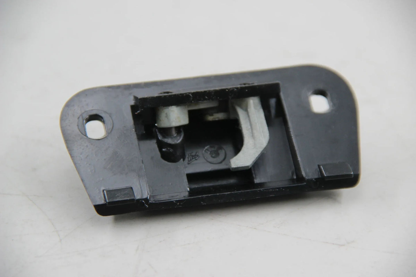 Original BMW E30 316i-325i M3 E34 E23 Z1 Z3 Verschluss Oberteil 51161849472