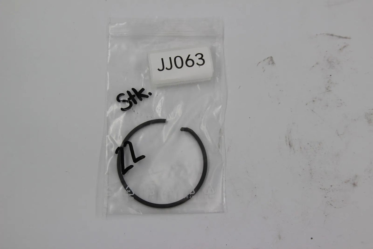 Orig BMW E3 E9 E21 E12 E28 E24 E23 Sicherungsring Hydrolenkung NOS 32411105159