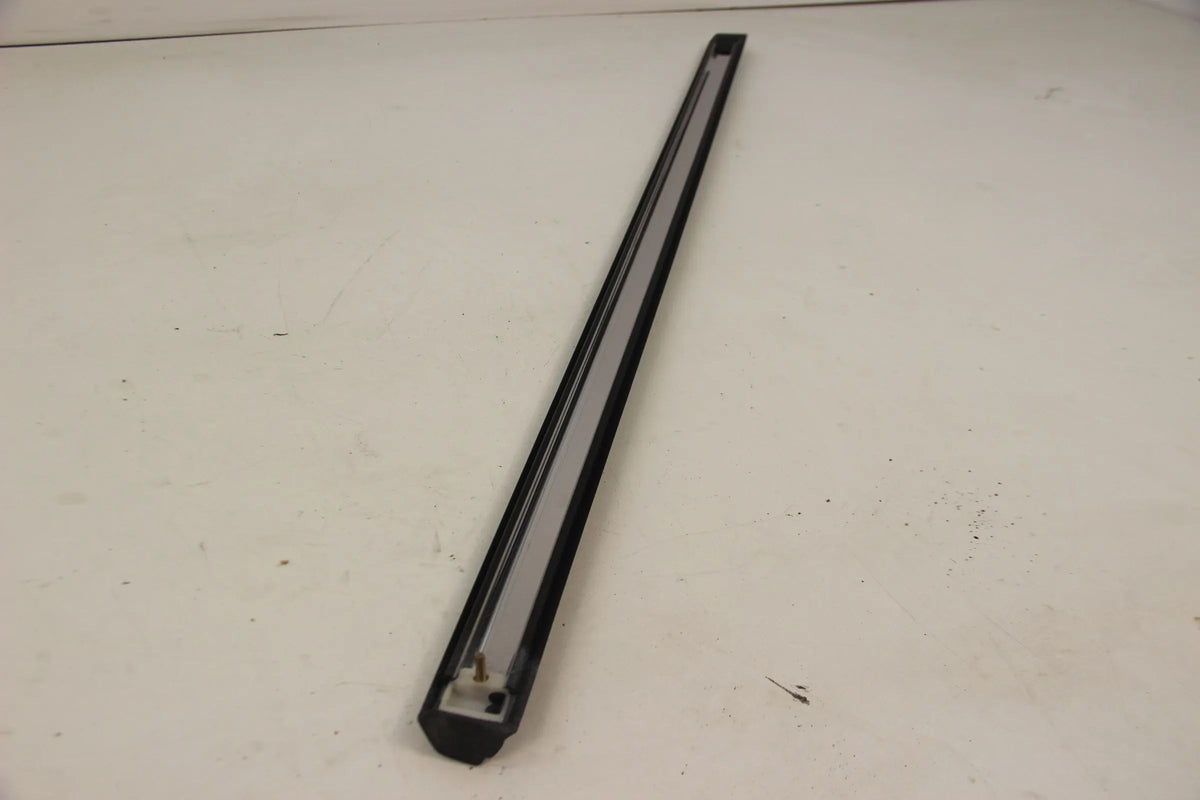 Original BMW E30 316i-325i Stossleiste Tür vorne rechts CHROM 51131904770