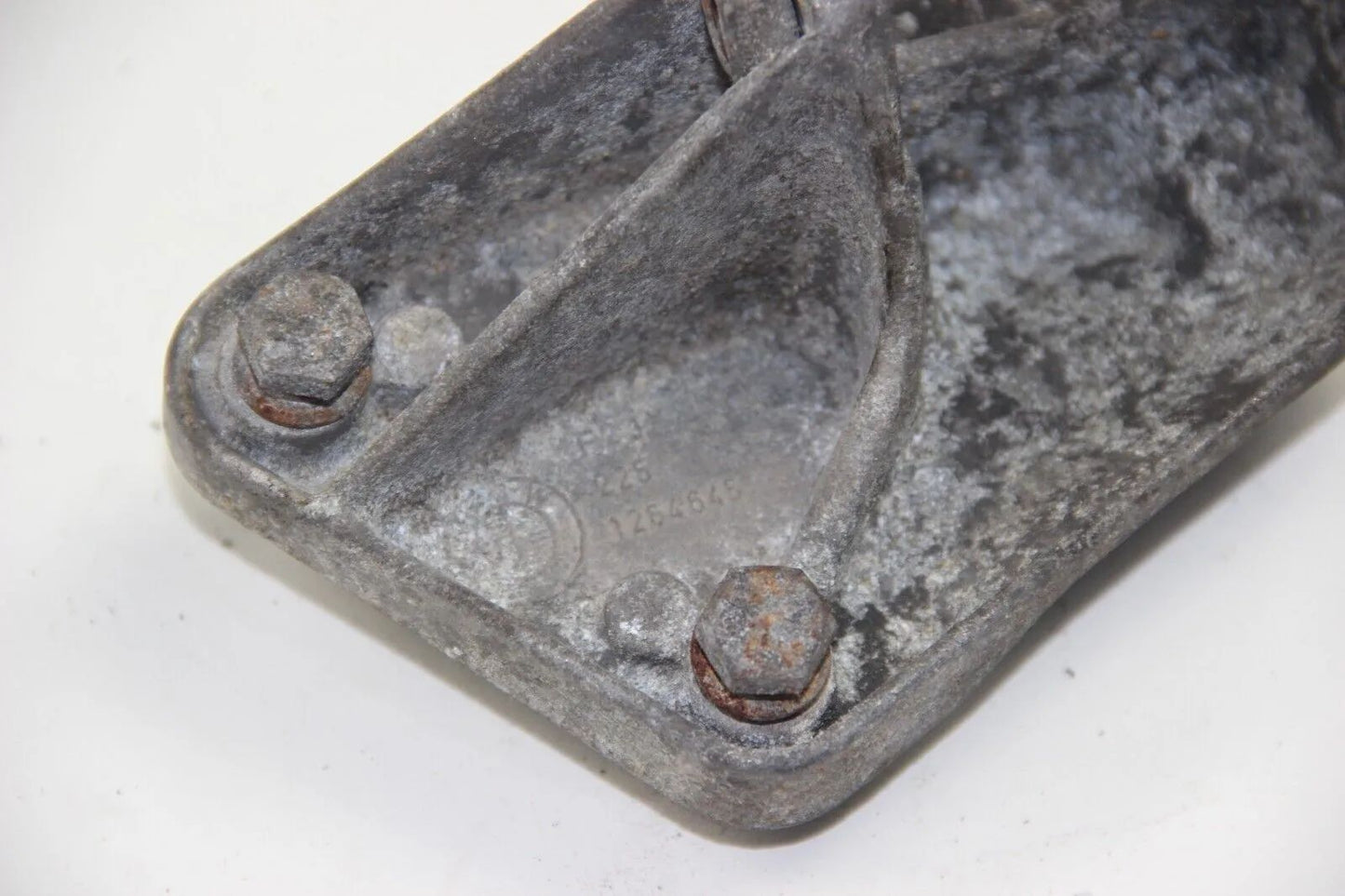 Original BMW E30 E21 Z1 E28 Halterung Lichtmaschine Generator M20 1264645