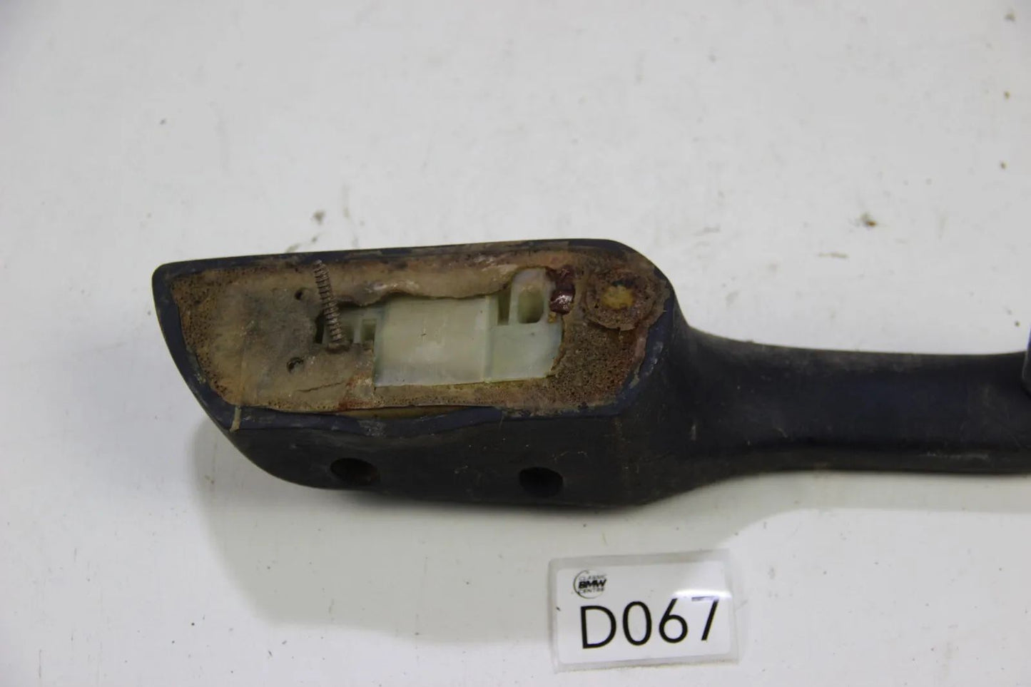 BMW E10 1502 1602 1802 2002 ti tii Türgriff Armlehne Griff Rechts Schwarz