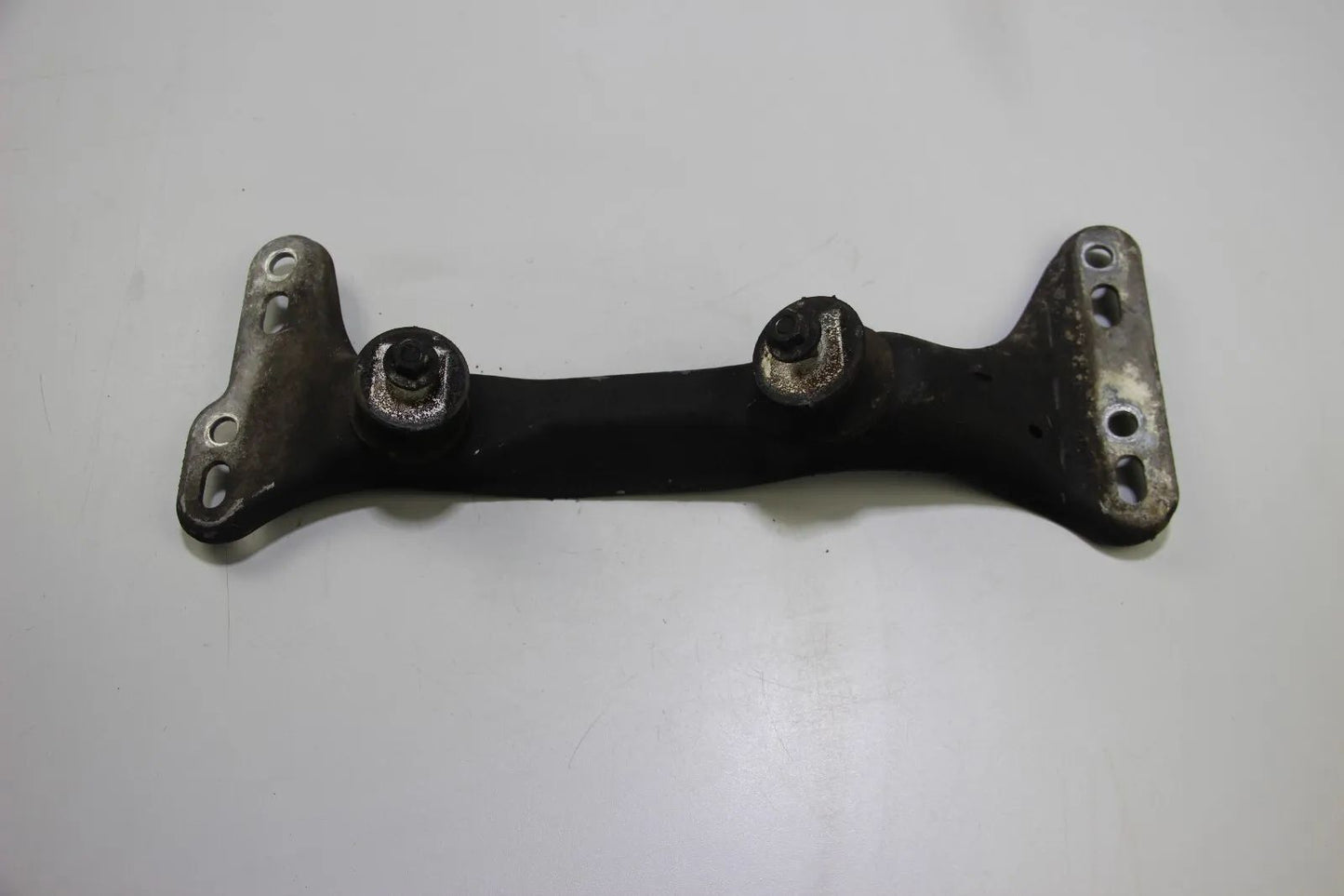 Original BMW E36 Halter Motoraufhängung Getriebehalter 1136498