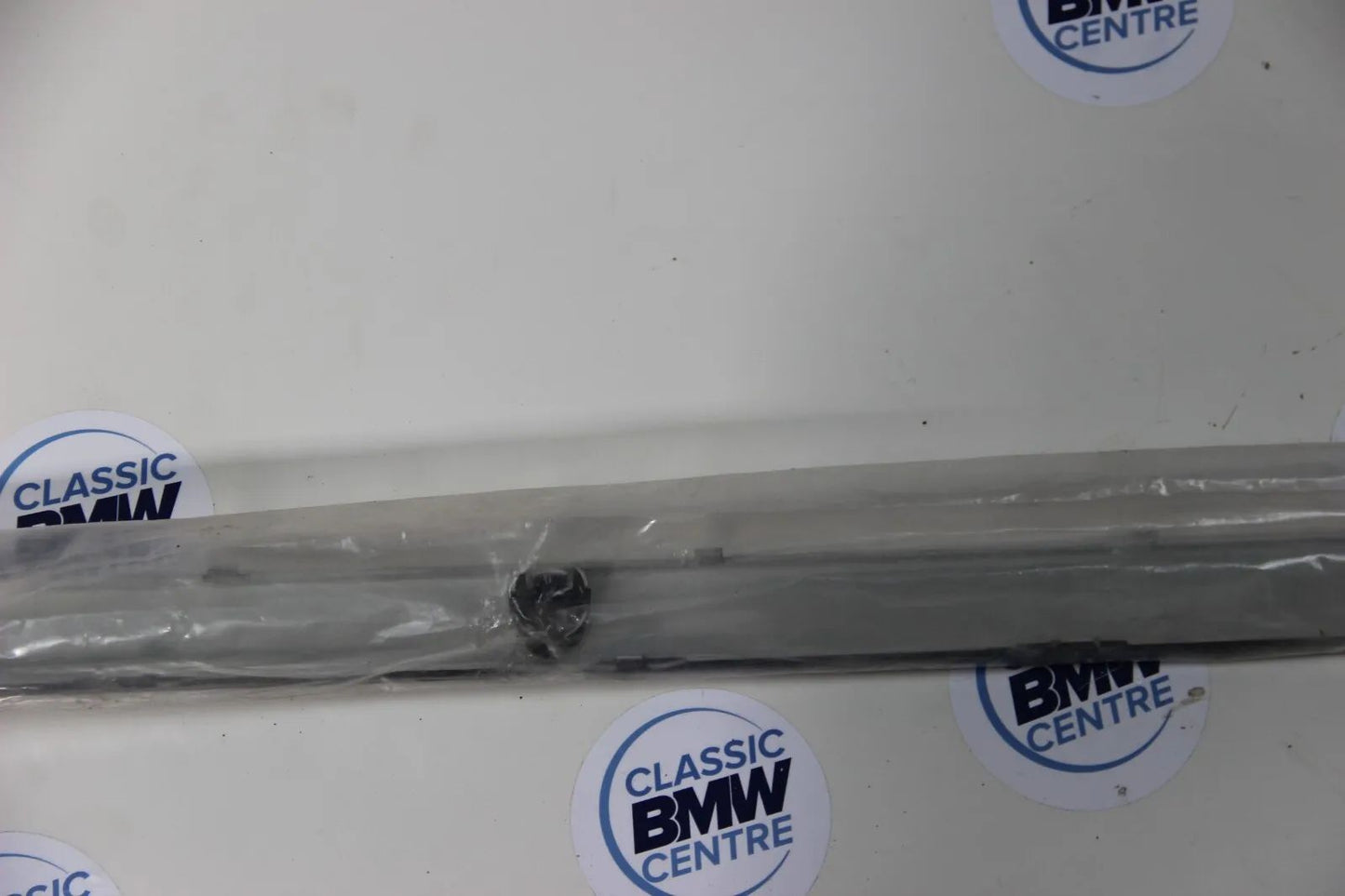 NEU ORIGINAL BMW 71127005944 5er Stoßleiste Zierleiste