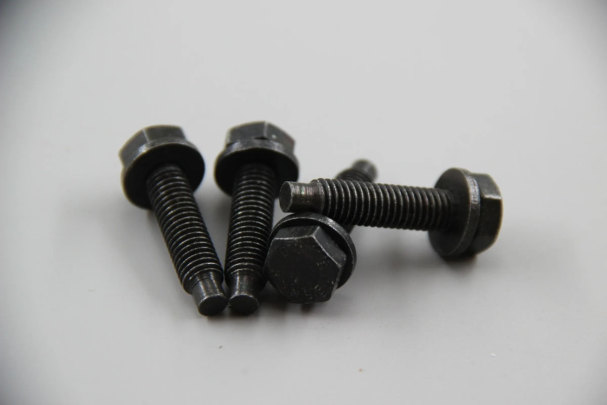 Original BMW E36 E39 E38 4x Sechskantschraube mit Scheibe M8X34-ZA-Z1 07119900728