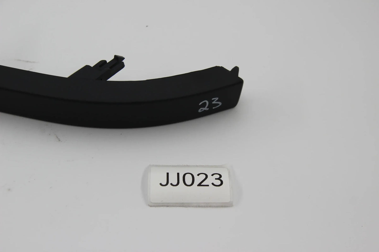 Original BMW E46 316-330xi Blende grundiert rechts Schwarz 51138208486