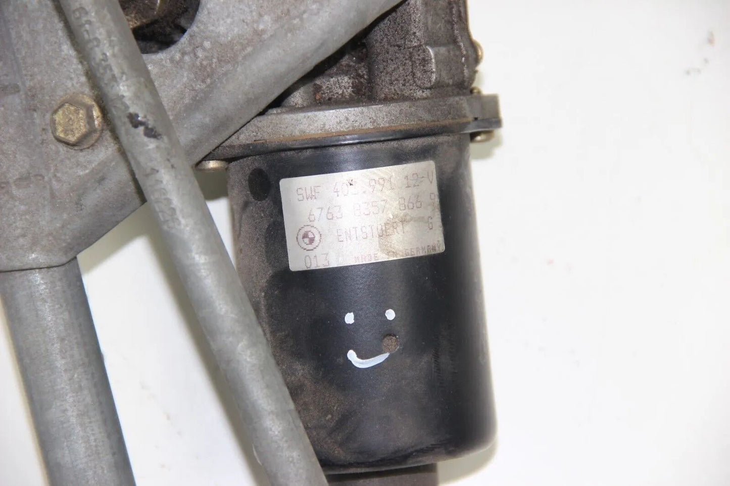 BMW E36 Scheibenwischermotor Mechanismus Wischer Arm komplett