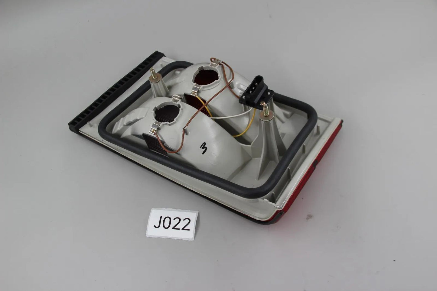 Original BMW E34 Touring Heckleuchte Beleuchtung Heckklappe links 63218351631