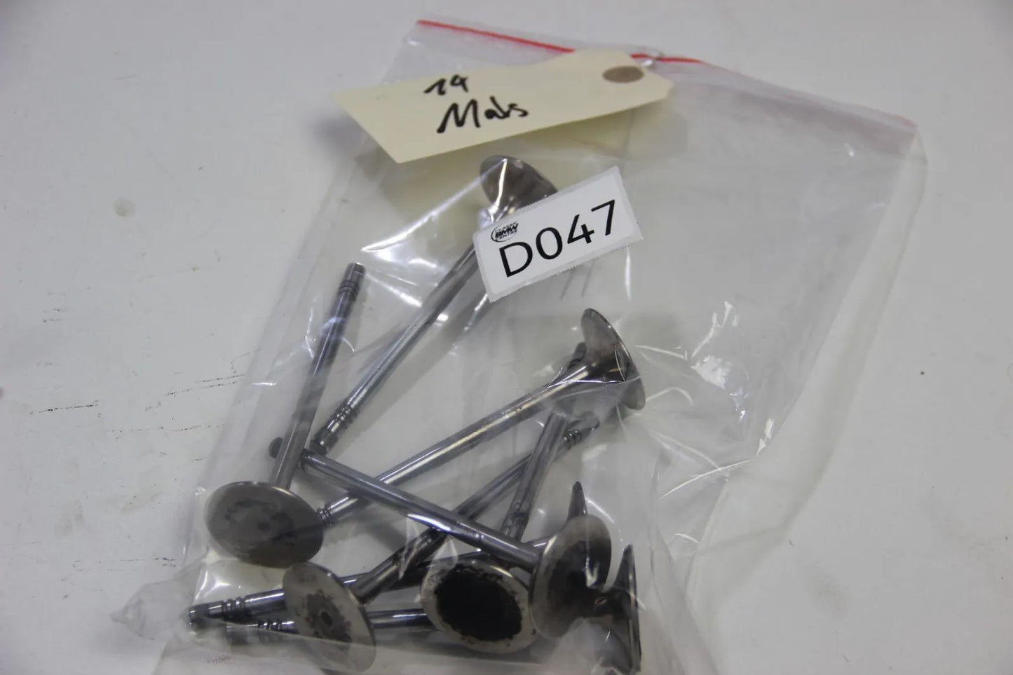 Original BMW E30 M3 S14 S14b23 2.3 8x Einlassventil Ventile 37mm Intake Valve