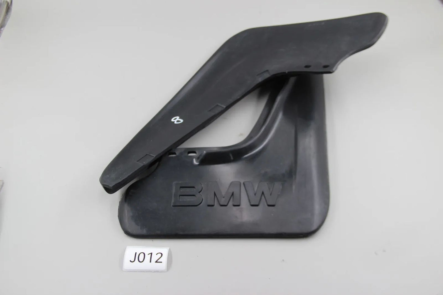 Original BMW E34 Limo/Touring Satz Schmutzfänger hinten NOS 72608102199