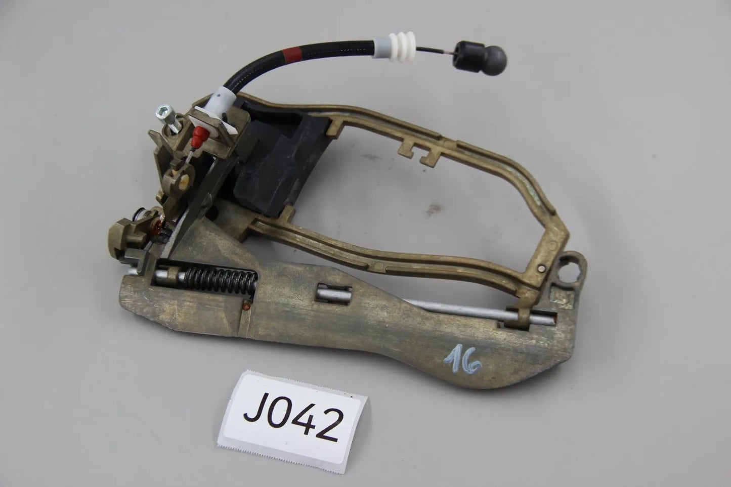 Original BMW E53 X5 Serie Träger Türaussengriff vorne rechts 51218243616