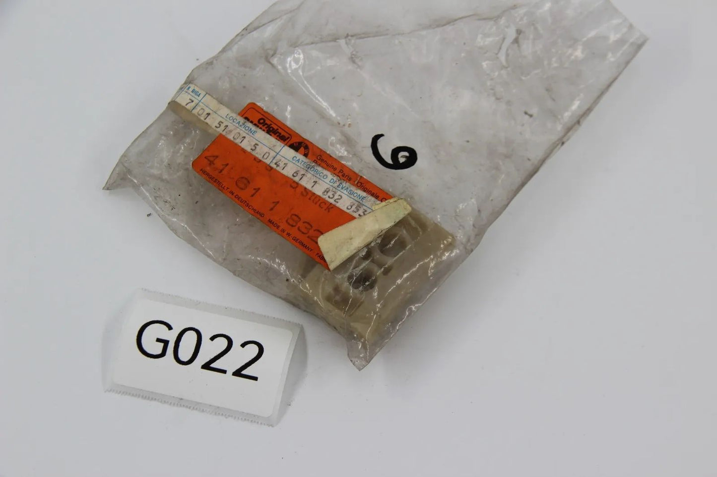 BMW E21 E12 316-323i 518-535i 2x Führung Feder Frontklappe Guide 41611832853 Neu