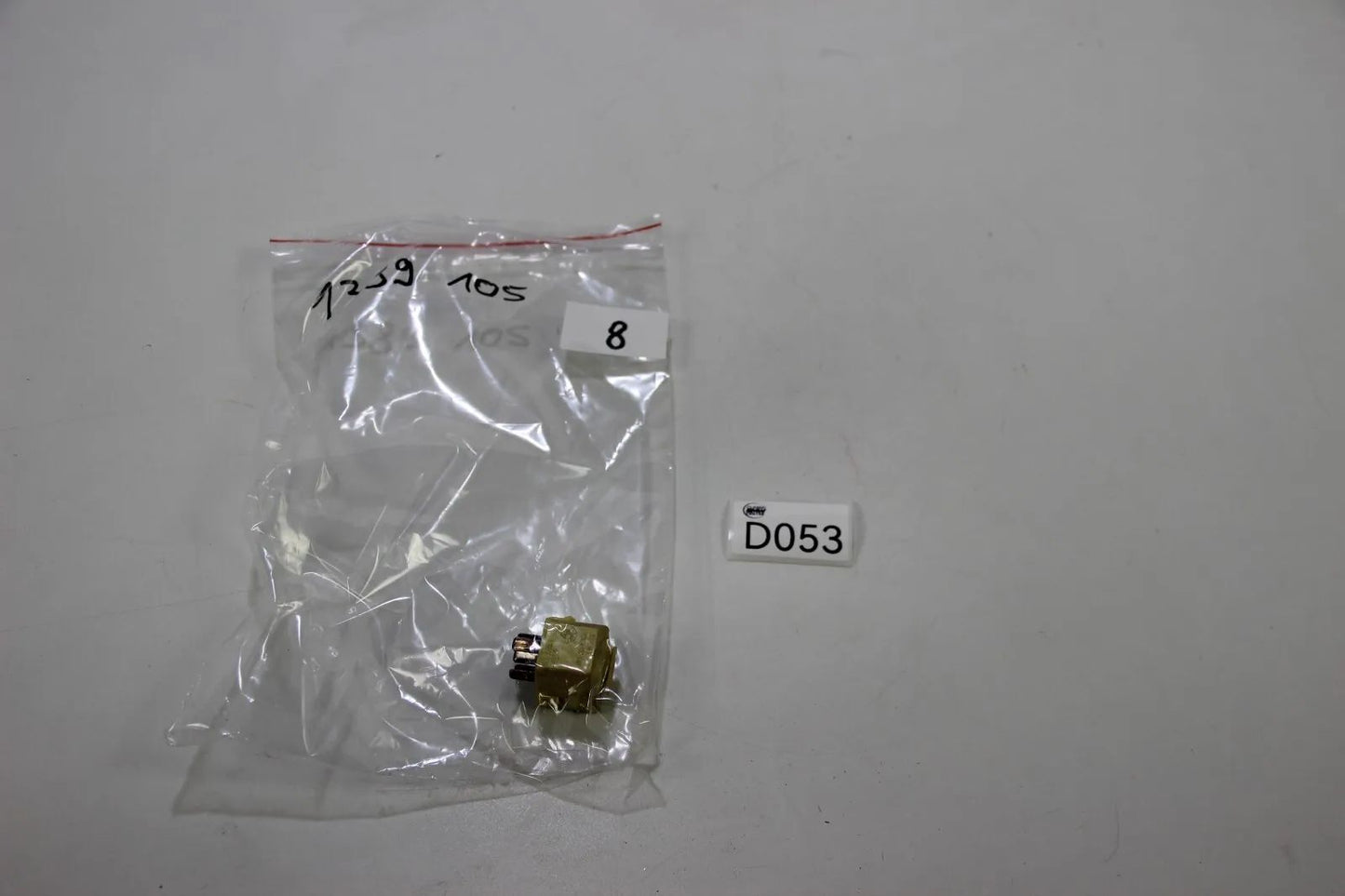 Original BMW E36 E46 E34 E32 E31 Relais Relay zinkgelb Relais Gelb 61361389105