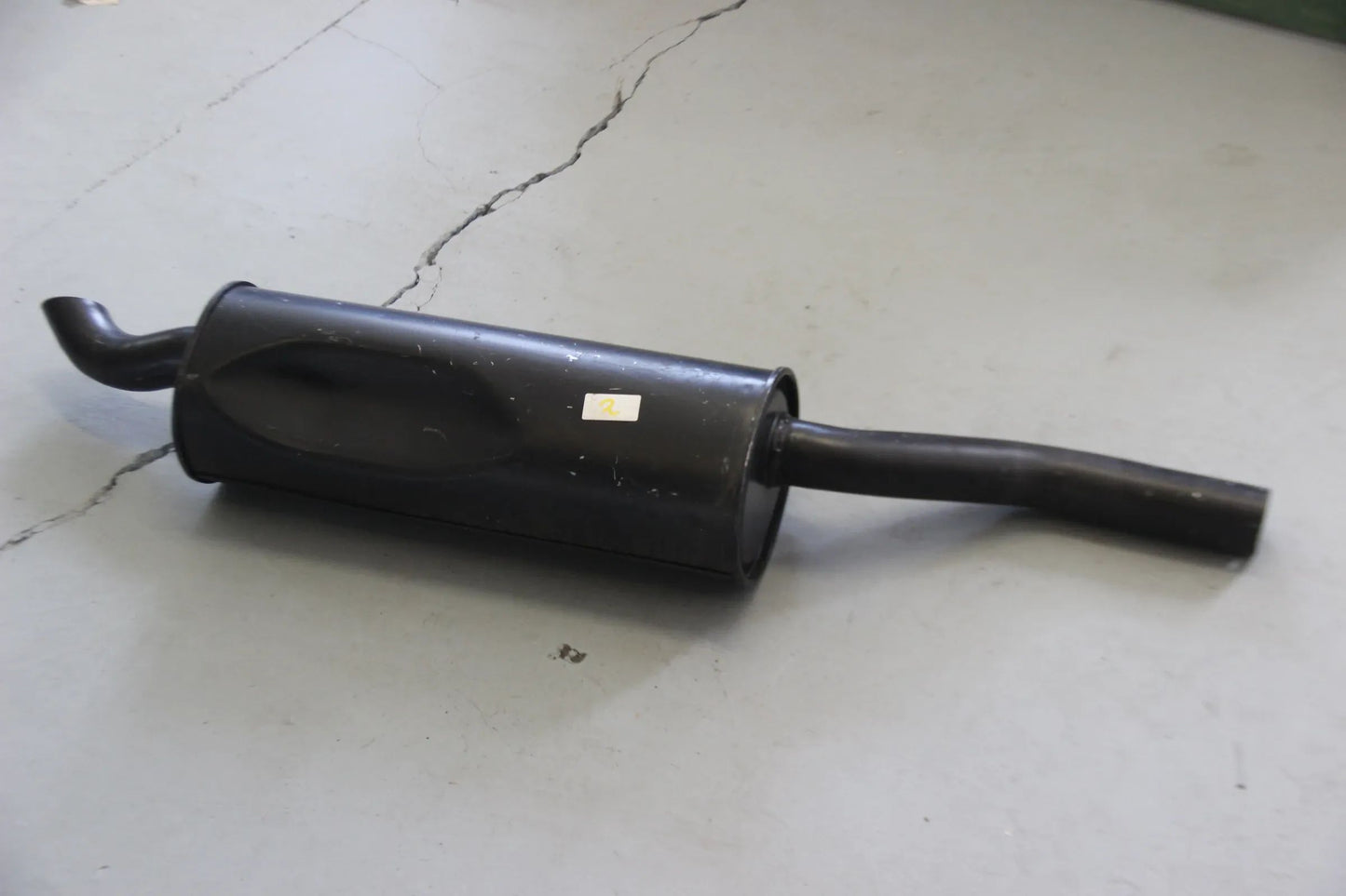Original BMW E28 524td Endschalldämpfer 18121177113 1175682