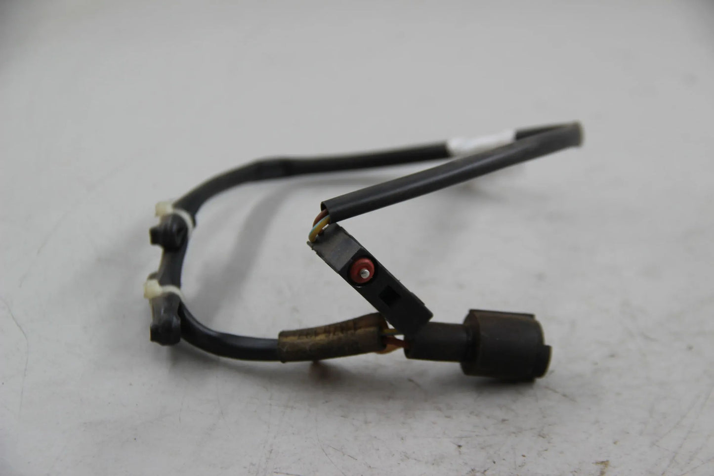 Original BMW E30 316i-325i M3 E28 518i-535i M5 E24 E23 Mikroschalter 61311375137
