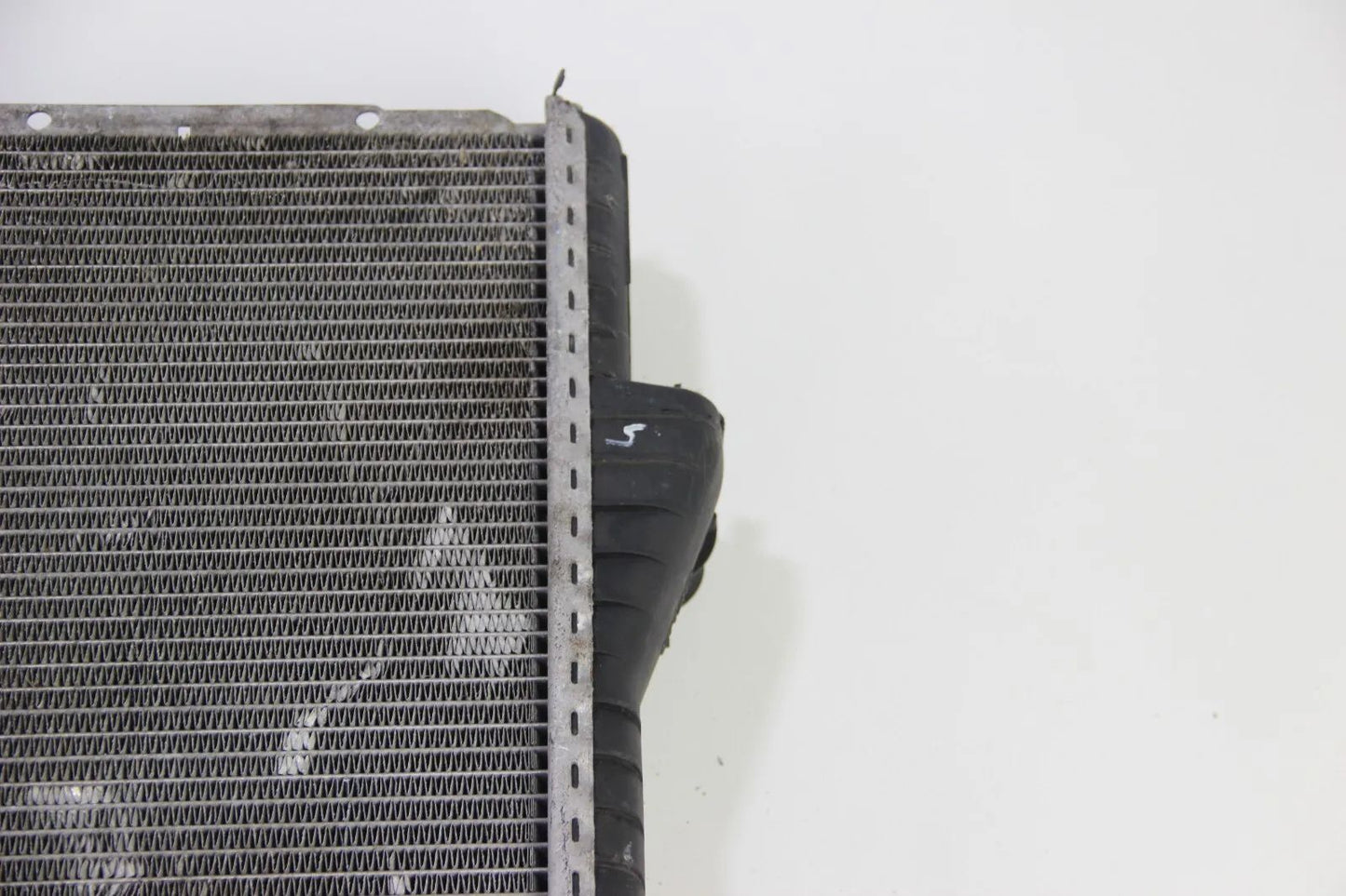 Original BMW E34 535i Wasserkühler Behr 1702963 Radiator Kühler