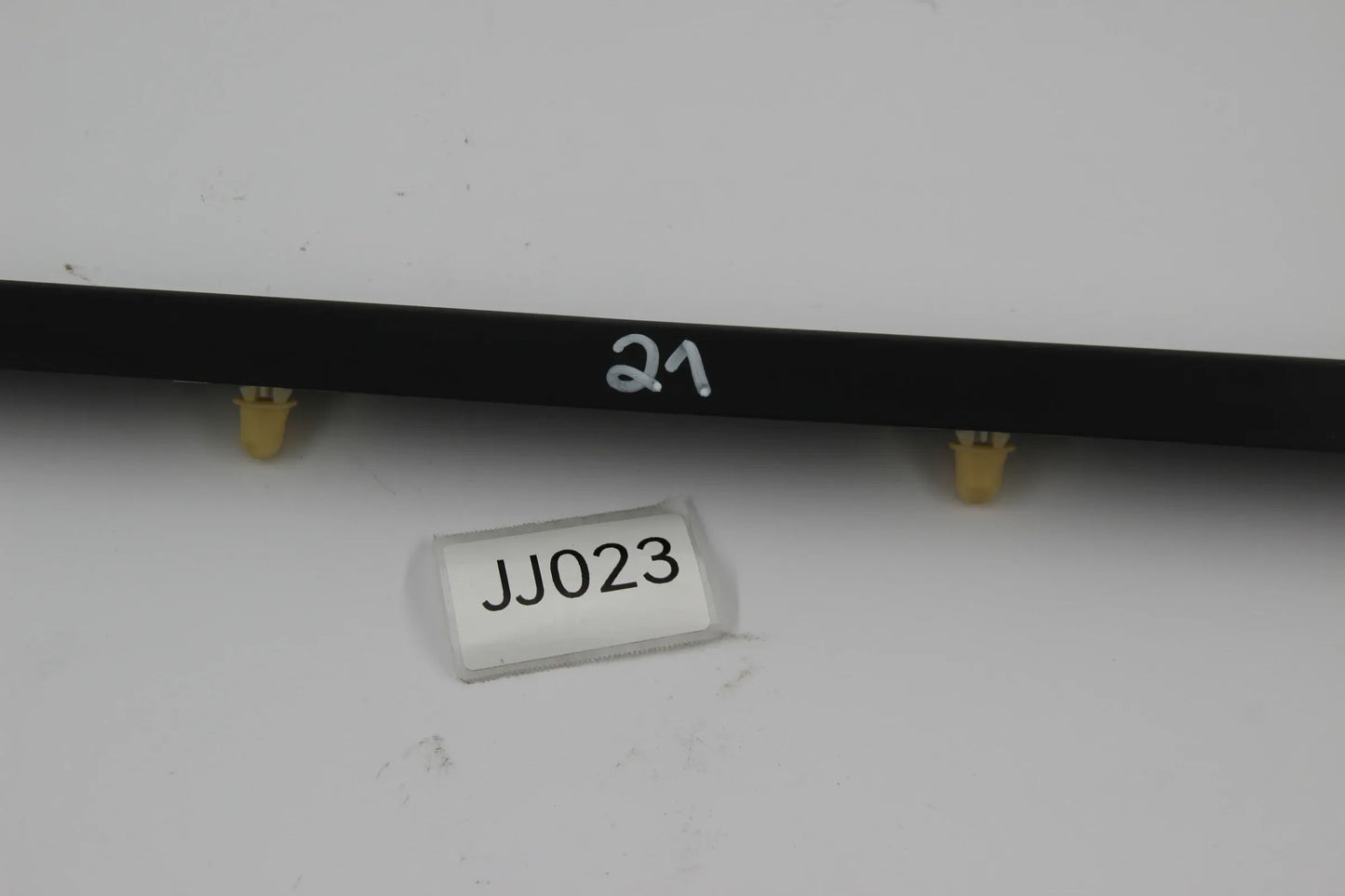 Original BMW E36 316g-318ti Stossleiste Seitenwand hinten rechts 51138146362
