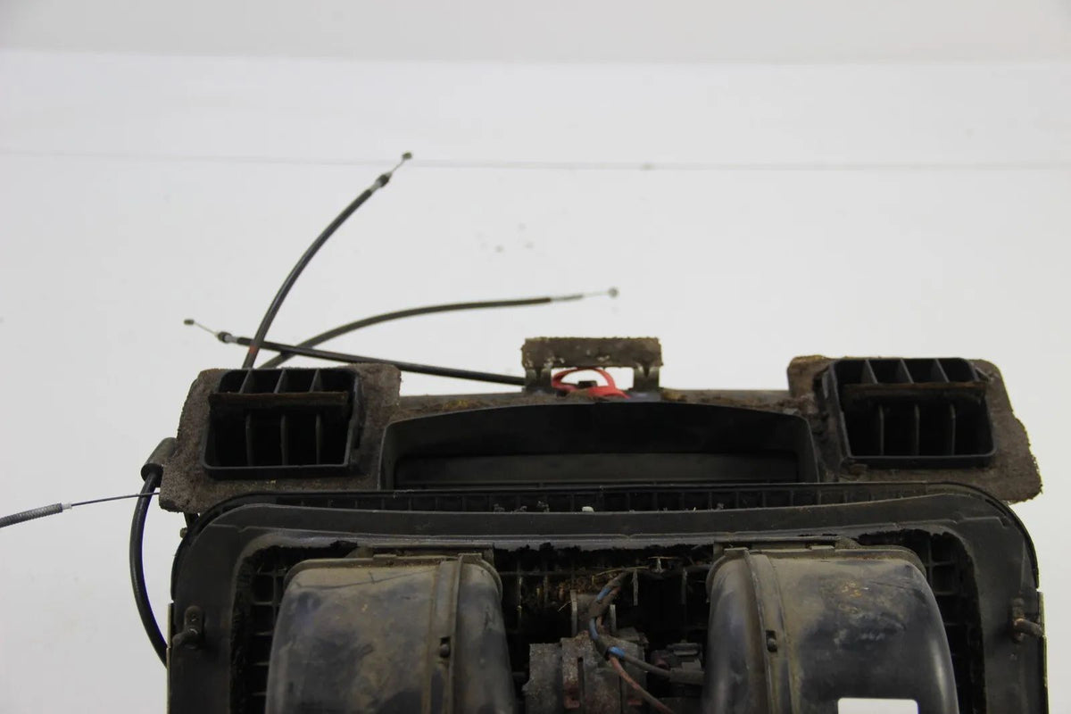 Original BMW E30 Heizungskasten Gebläse Kasten Heater Core 3er 1375926 OEM Behr