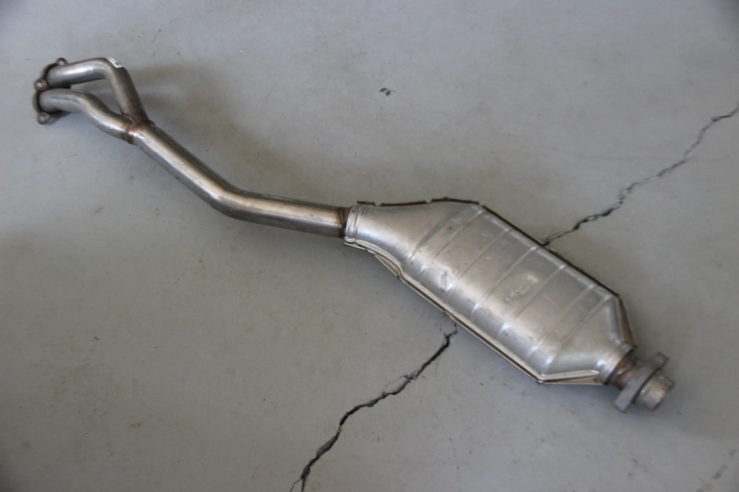 Original BMW E34 520i 525i M20 Abgasrohr Katalysator 18301716876