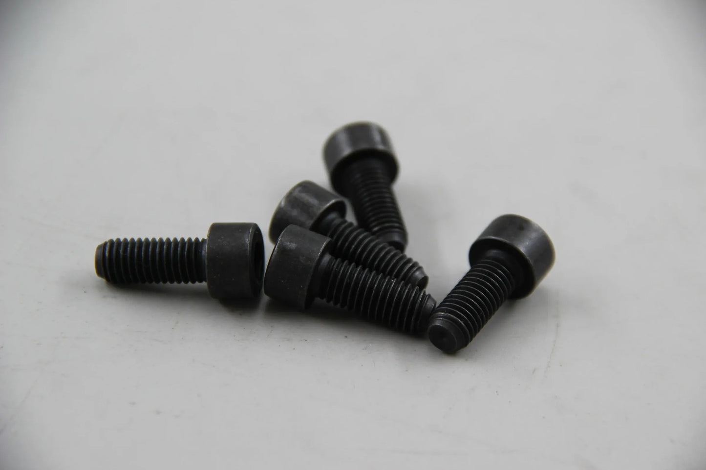 Original BMW E81 E82 E87 E88 E46 E90 E91 5x Zylinderschraube M8X20 07119919970