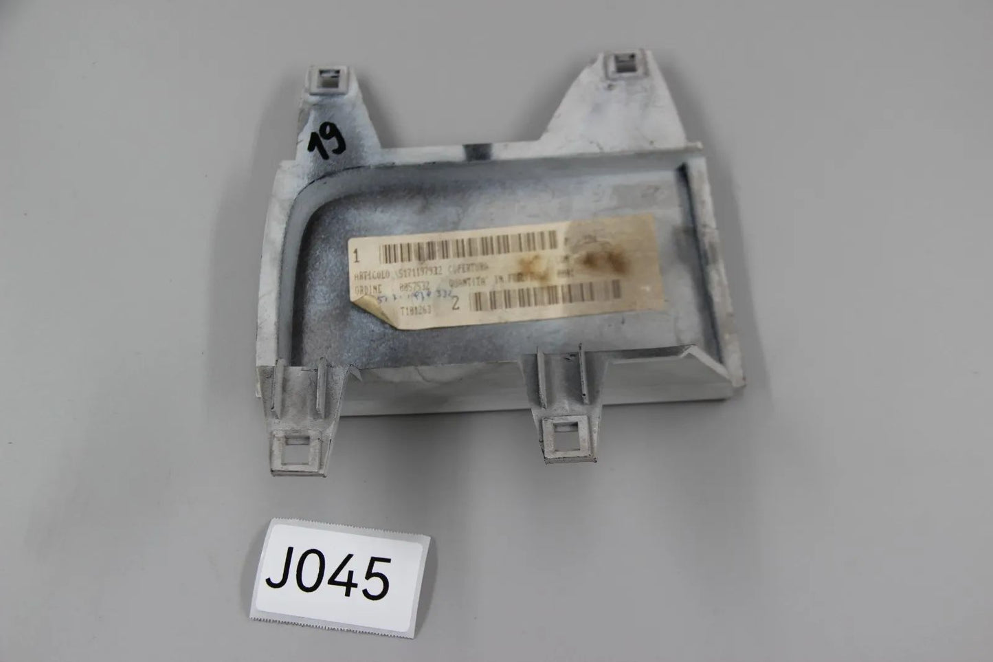 Original BMW E30 Abdeckung Ausschnitt Nebelscheinwerfer Scheinwerfer 51711979322