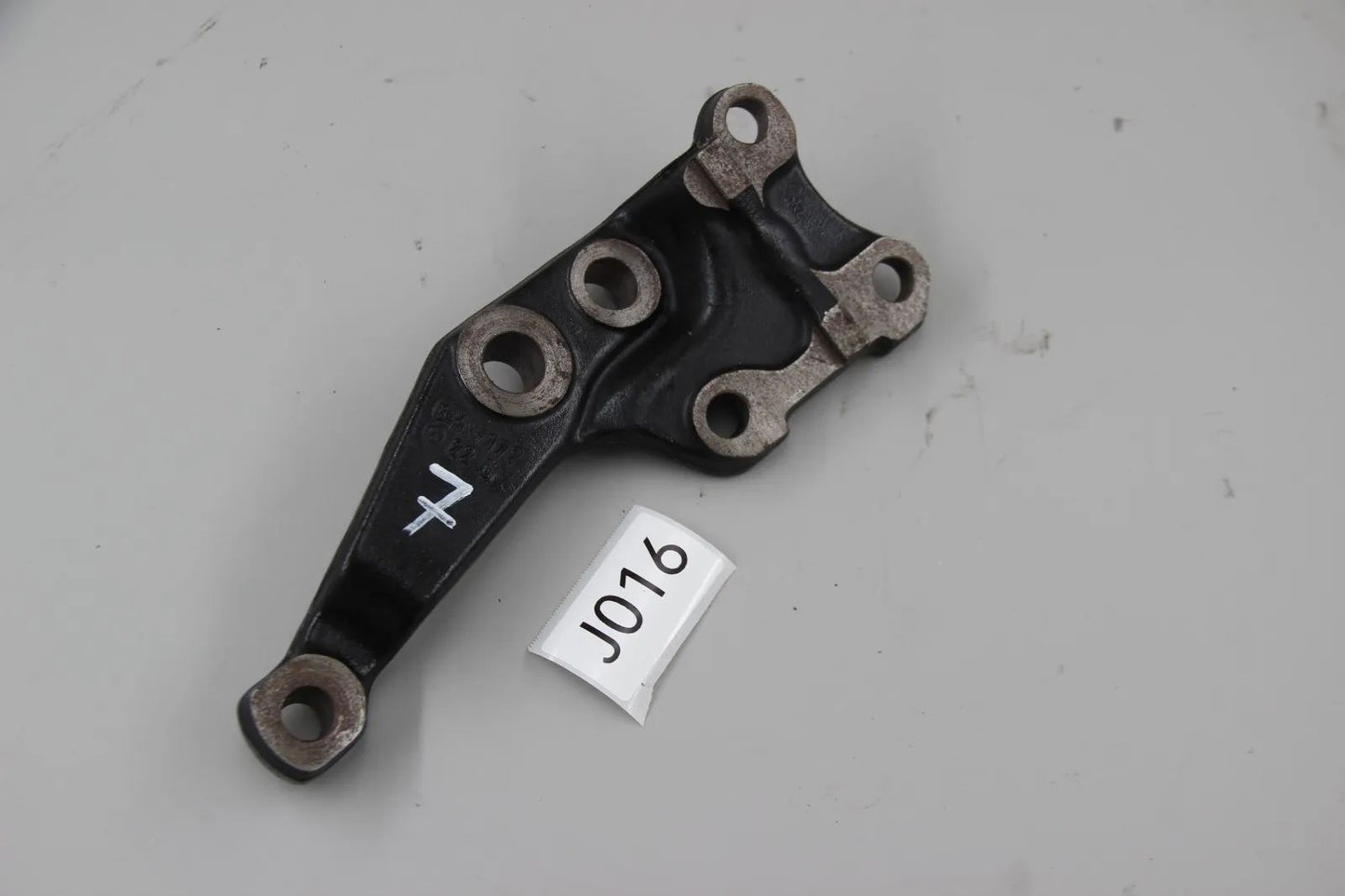 Original BMW E31 8er Spurstangenhebel links Spurhebel Tie Rod NOS 31131136871