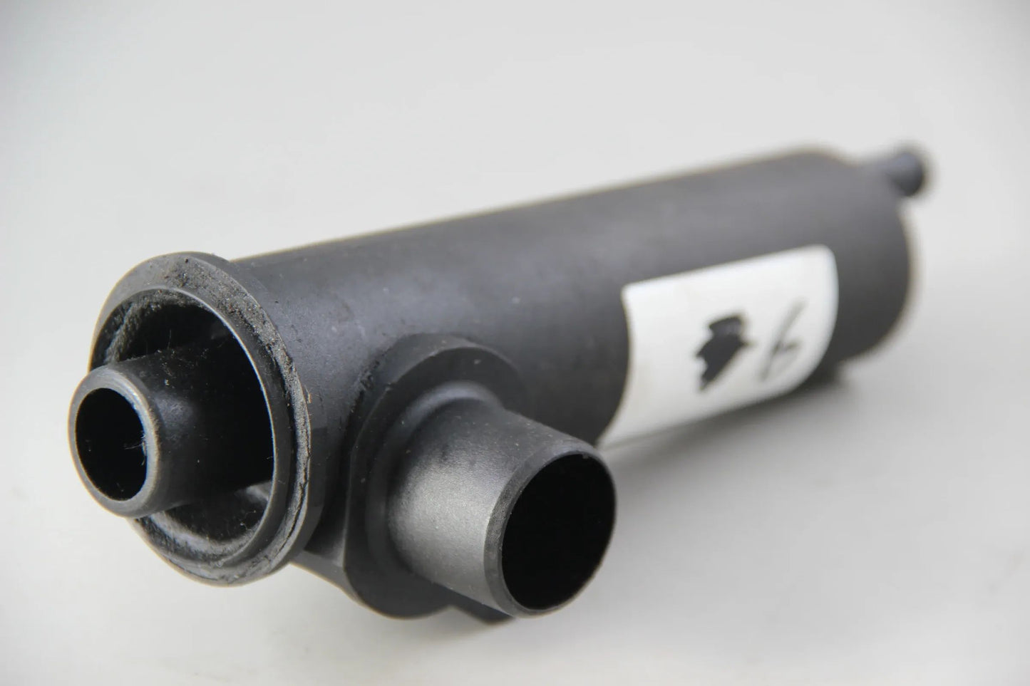 Original BMW E30 M3 320is 324d E28 524d Ölabscheider NOS beschädigt 11152241124