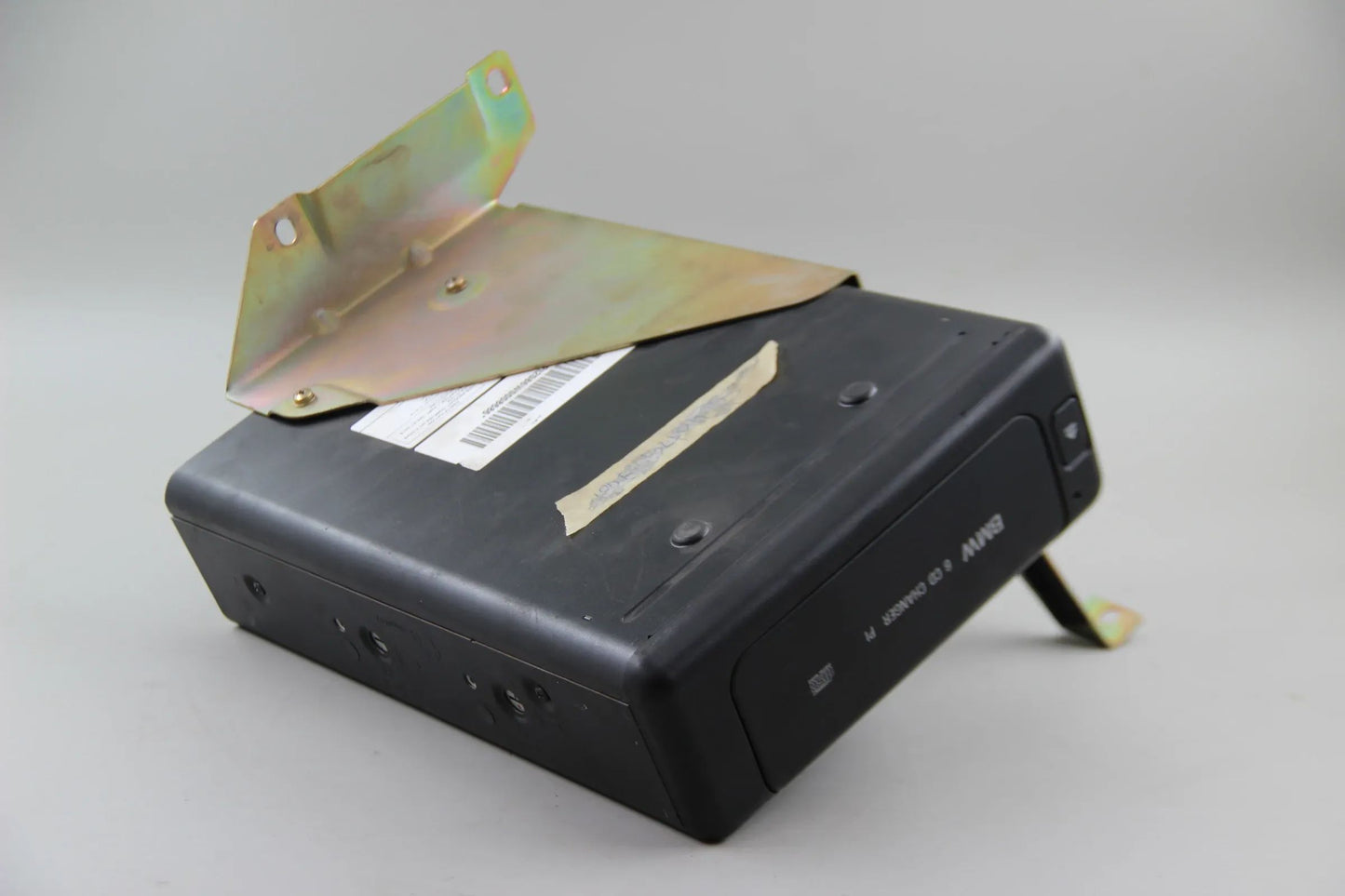 Original BMW E38 728i BMW 6 CD Changer PI mit Halter CD-Wechsler NLA 65128375537