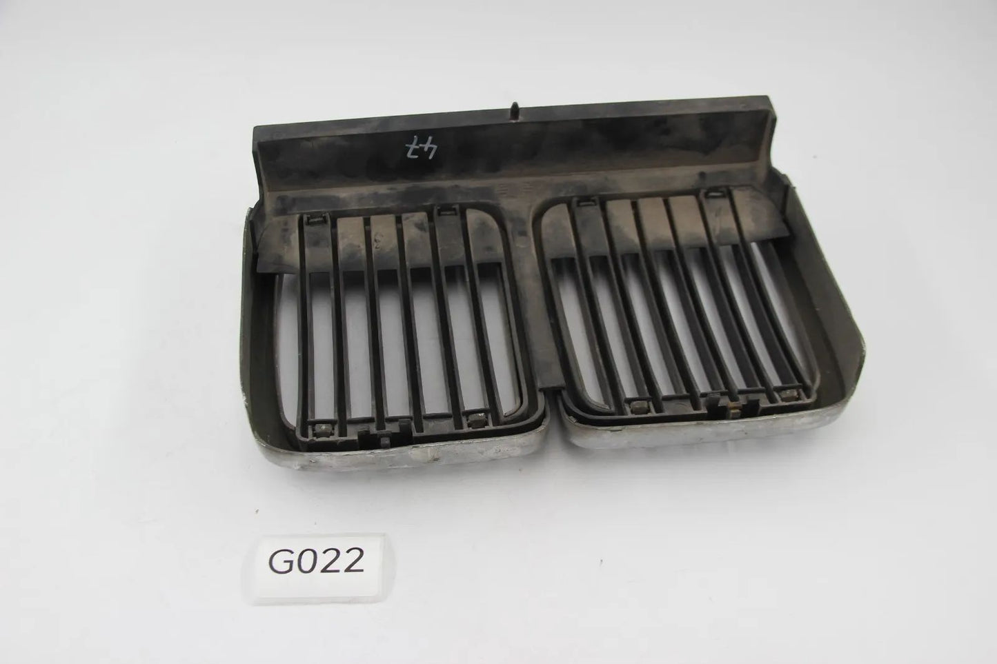 Original BMW E30 316i-325i M3 Ziergitter Niere Vorne Grille Chrom 51131884350