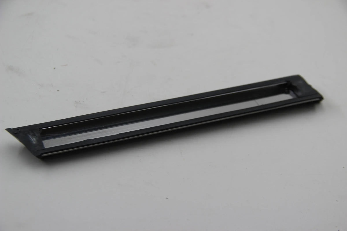 Original BMW E10 1502 2000 2002 Stossleiste Seitenwand vorn rechts 51131814686