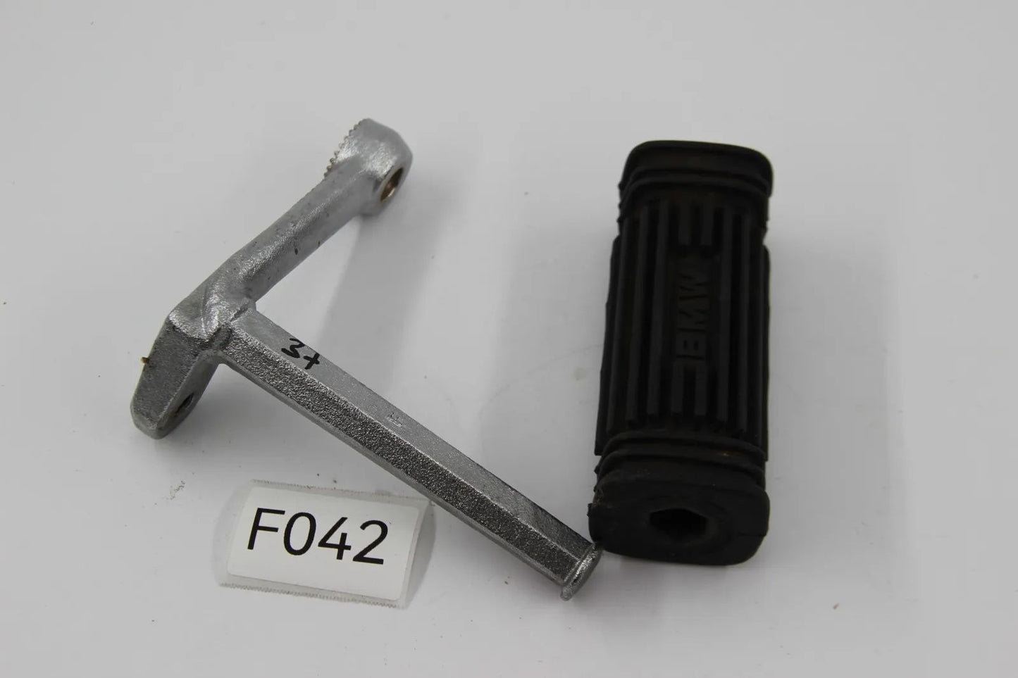 Original BMW R100 R80 Fussraste links 90MM NOS 23411236733