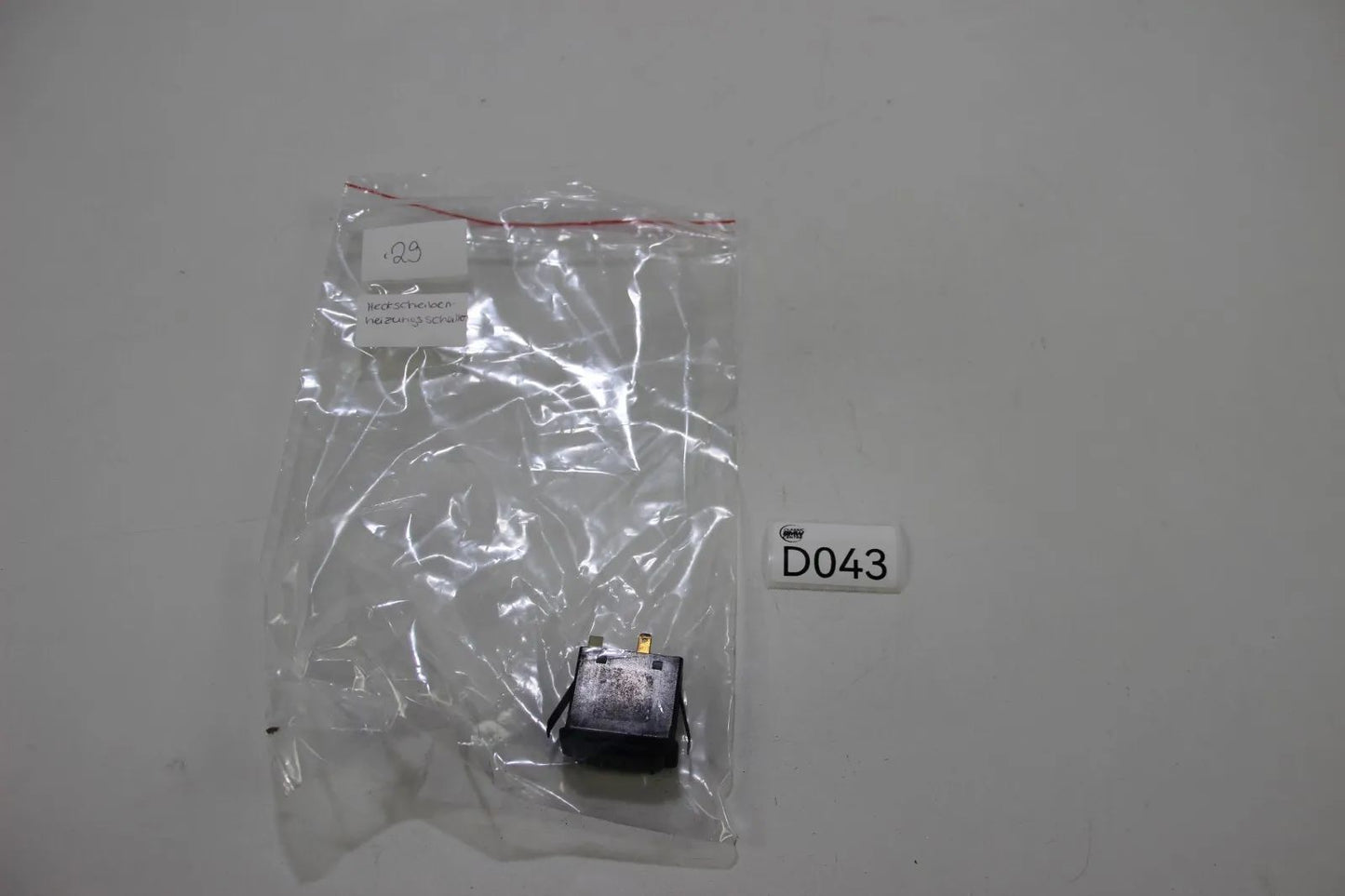 Original BMW E30 M3 Heckscheibenheizung Schalter Heizbare Heckscheibe